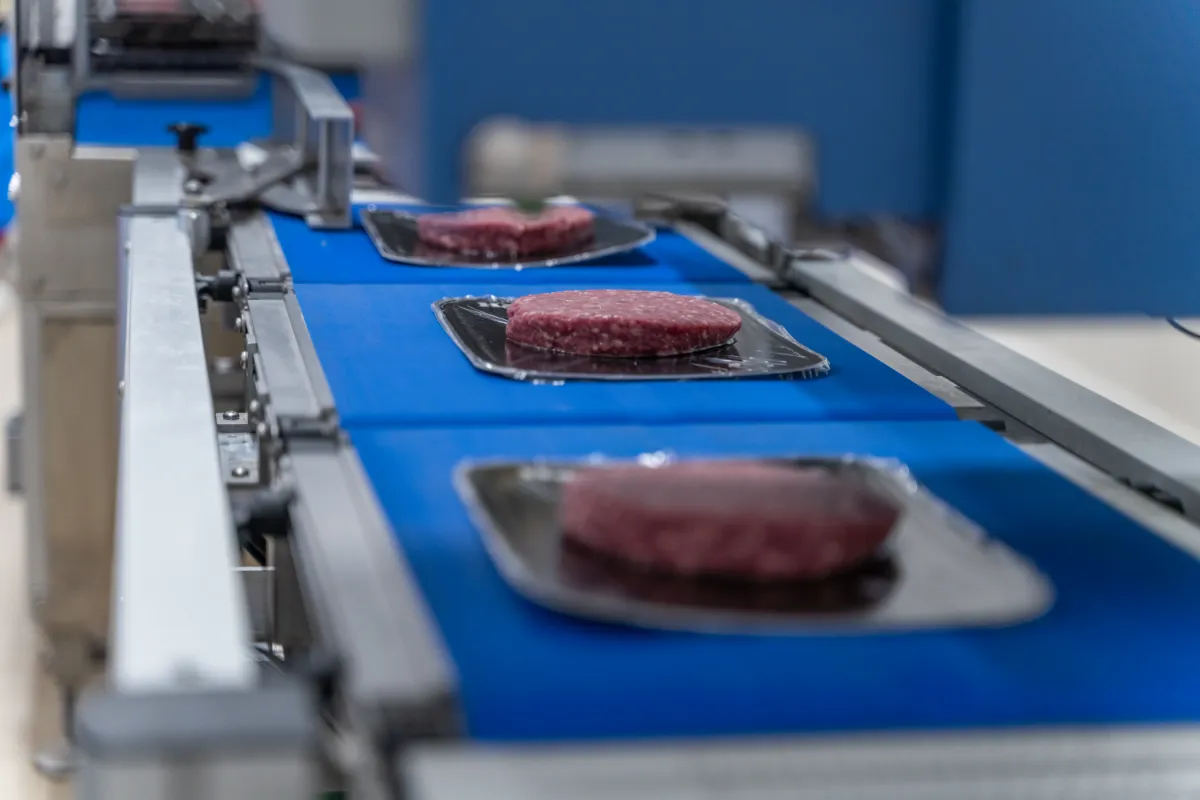 Confezionamento carne tartare